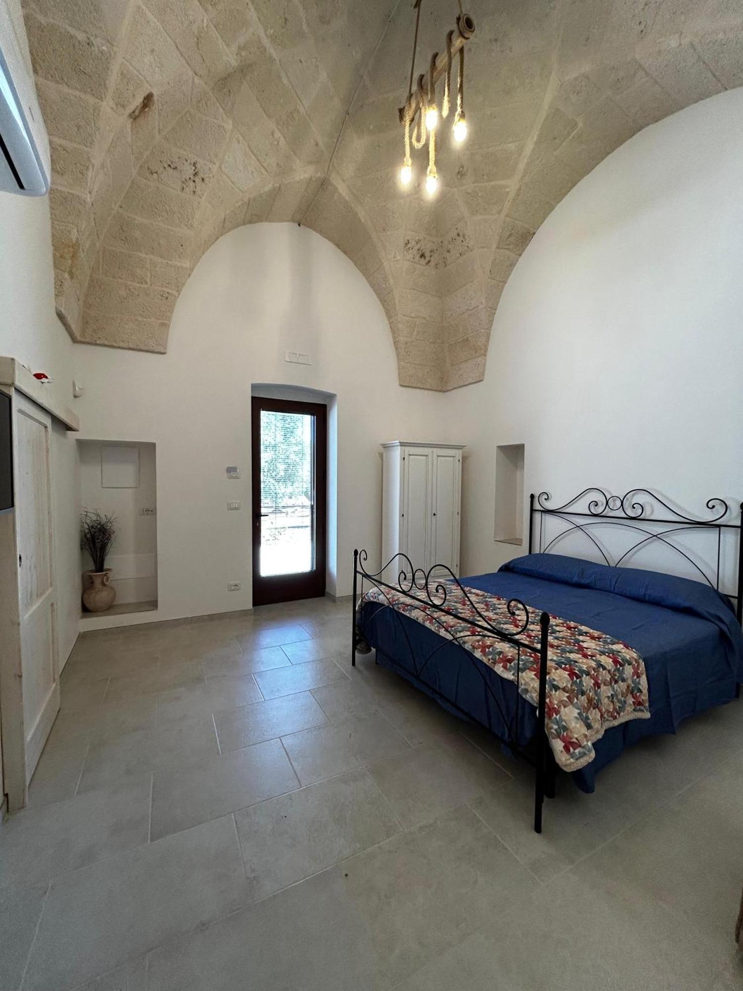 Bed and Breakfast Il Trullo Di Bina Pezze Di Greco Exterior foto