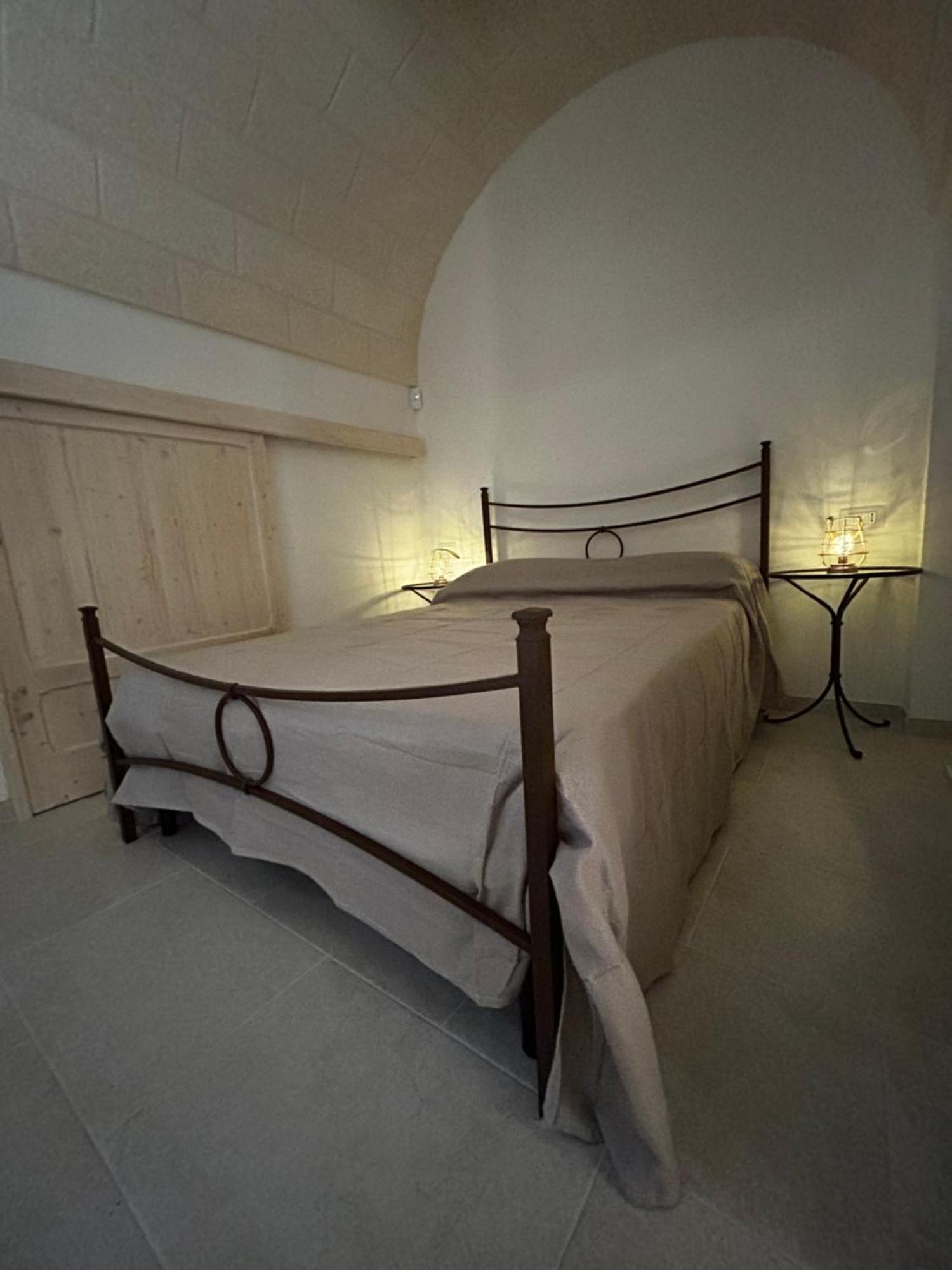 Bed and Breakfast Il Trullo Di Bina Pezze Di Greco Exterior foto